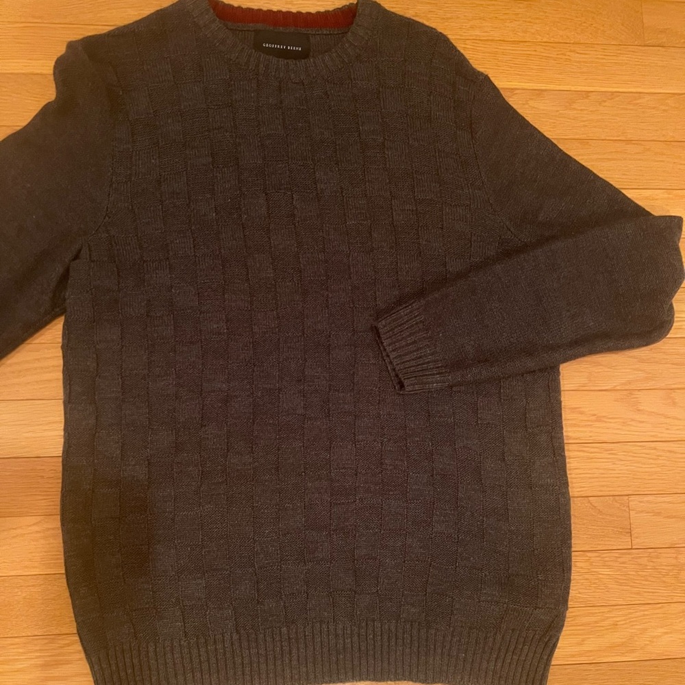 Geoffrey Beene Sweater-Size M